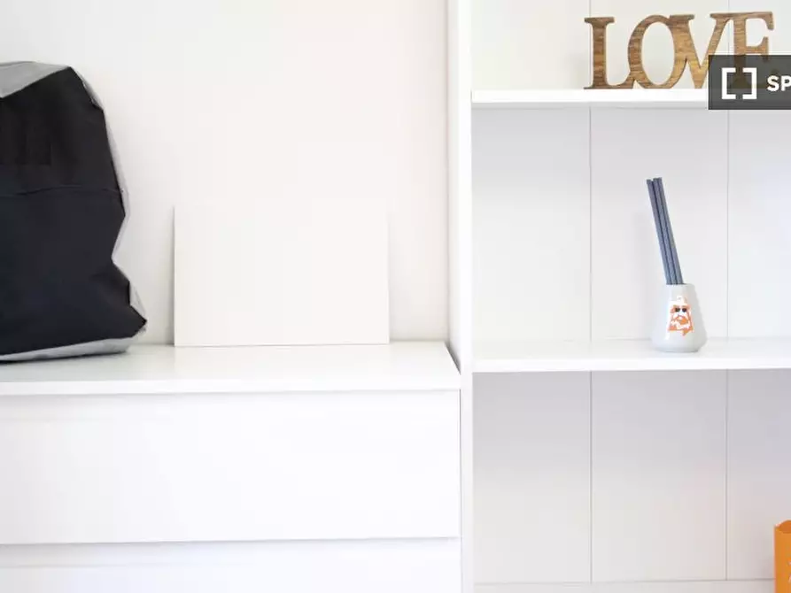 Immagine 4 di Camera condivisa in affitto  in Via Ariosto n a Cagliari