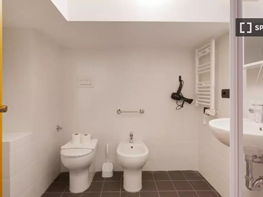 Immagine 10 di Ufficio in affitto  in Corso Magenta a Milano