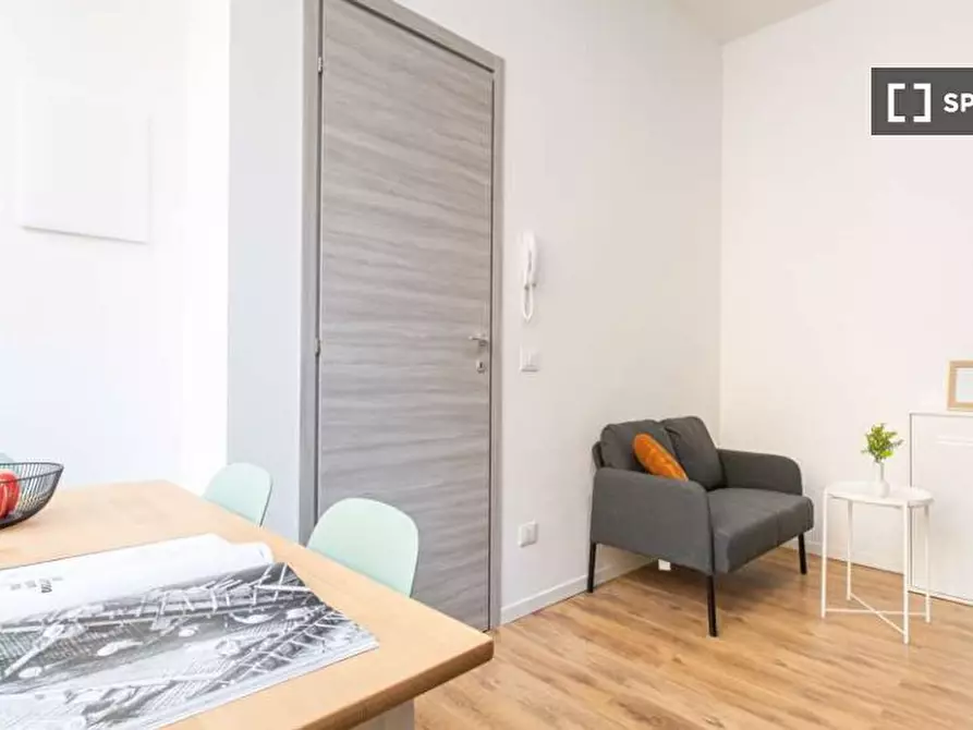 Immagine 3 di Camera condivisa in affitto  in Via Tolmezzo Milan a Milano