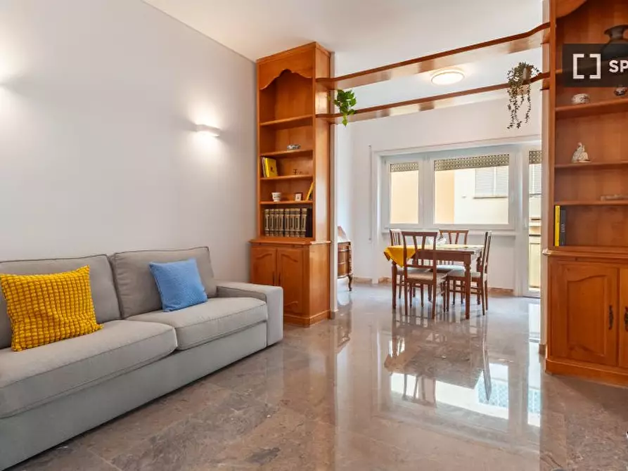 Immagine 1 di Appartamento in affitto  in Via Baldo degli Ubaldi a Roma