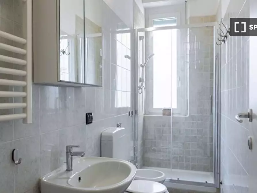 Immagine 17 di Camera condivisa in affitto  in Via Carmagnola a Milano