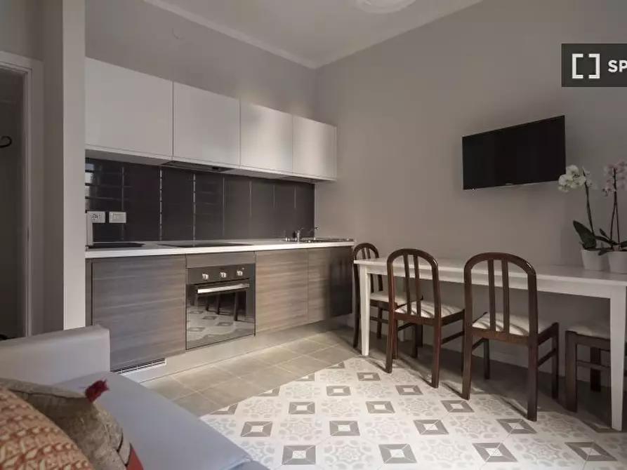 Immagine 11 di Appartamento in affitto  in Via Melzo a Milano