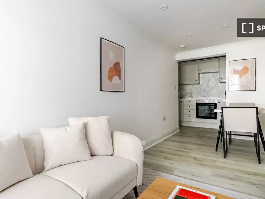 Immagine 2 di Appartamento in affitto  in Westbourne Grove Terrace a Paddington