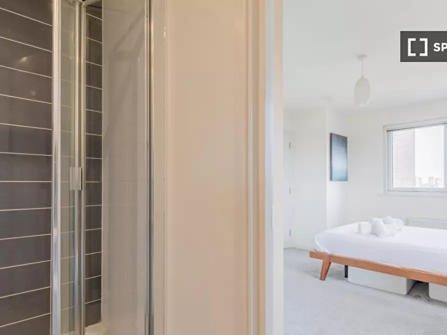 Immagine 9 di Appartamento in affitto  in flat a Poplar