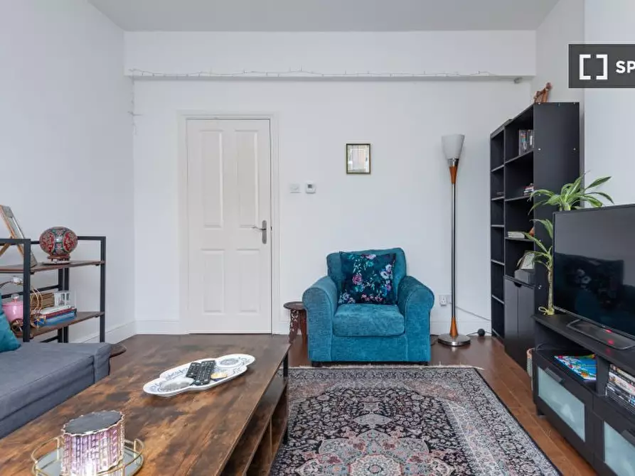 Immagine 9 di Appartamento in affitto  in Sydney Road a Tottenham