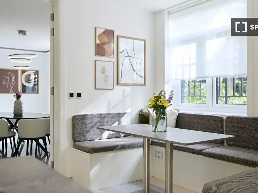 Immagine 13 di Appartamento in affitto  in flat a Paddington