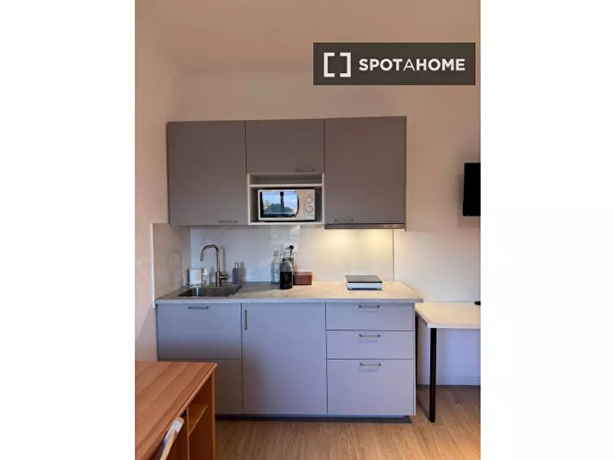 Immagine 9 di Ufficio in affitto  in Via Angiolo Cassioli a Roma