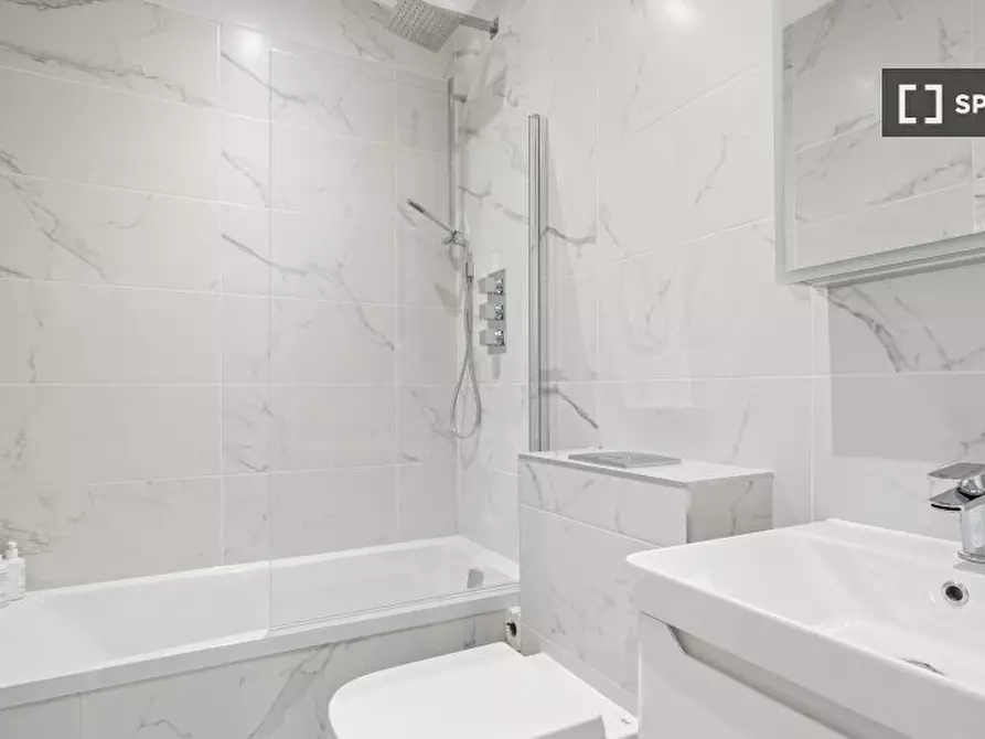 Immagine 4 di Appartamento in affitto  in Sussex Gardens a Paddington