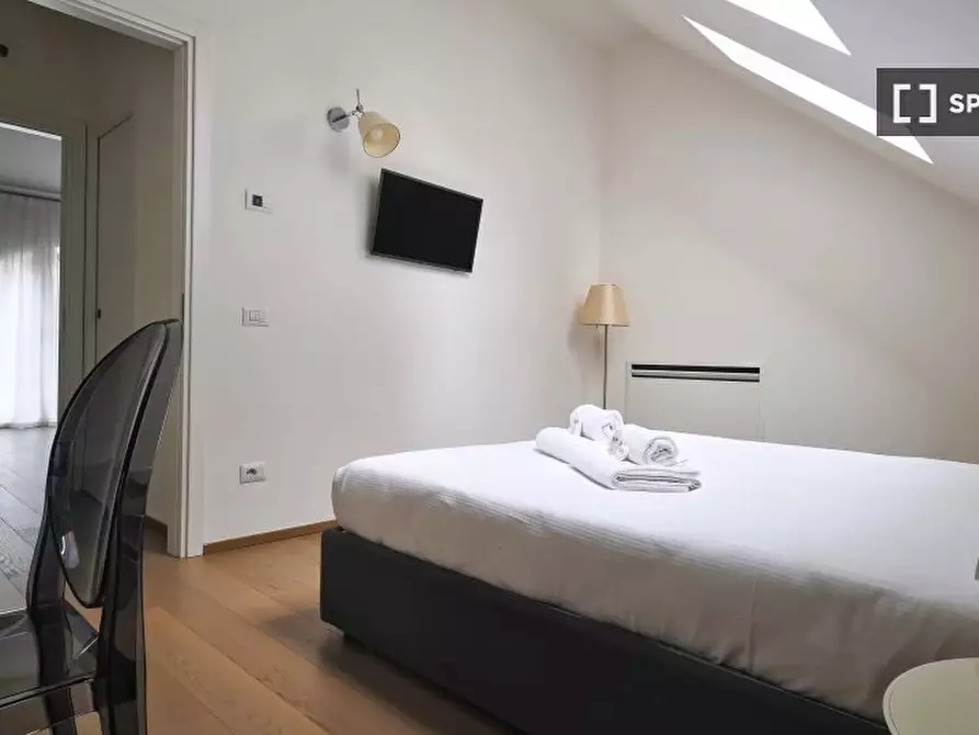 Immagine 6 di Appartamento in affitto  in Corso Como a Milano