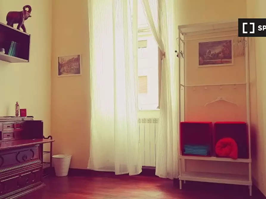 Immagine 9 di Camera condivisa in affitto  in Via Casilina a Roma