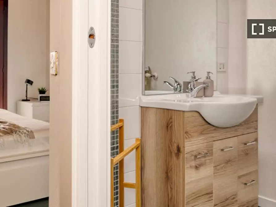 Immagine 16 di Appartamento in affitto  in Via Giovanni Pezzotti a Milano