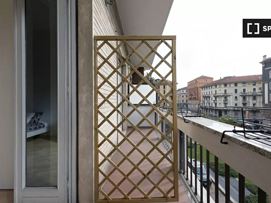 Immagine 8 di Camera condivisa in affitto  in Via Andrea Costa a Milano