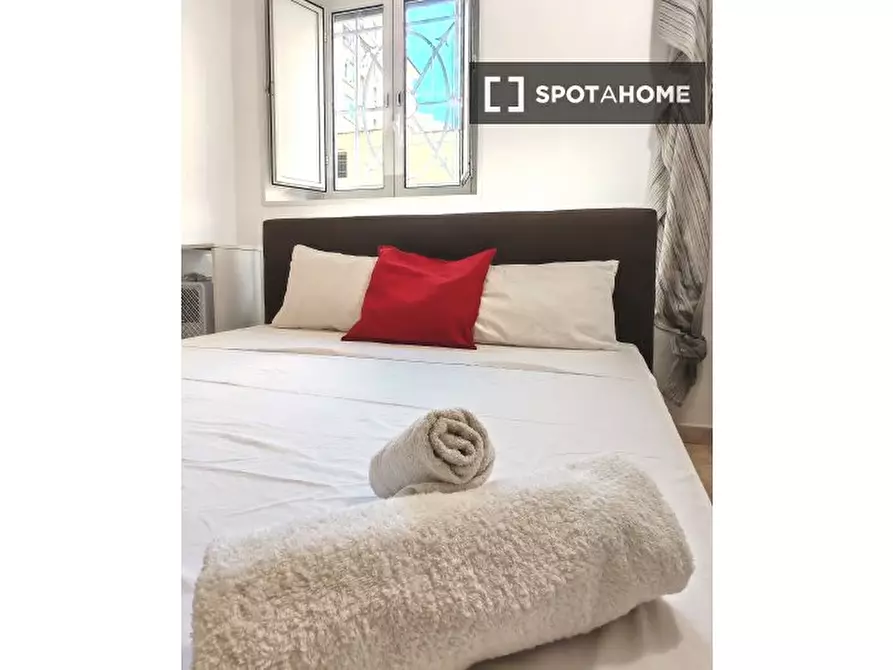 Immagine 14 di Appartamento in affitto  in Via Conte di Carmagnola a Roma