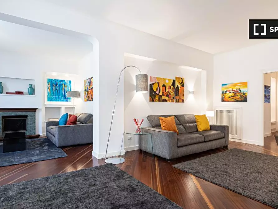 Immagine 11 di Appartamento in affitto  in Via della Farnesina a Roma