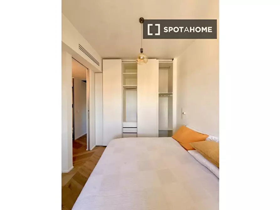 Immagine 19 di Appartamento in affitto  in Via Taranto a Roma