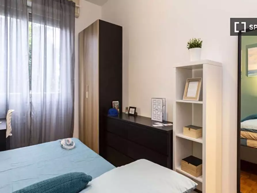 Immagine 5 di Camera condivisa in affitto  in Via Sulmona Milan a Milano