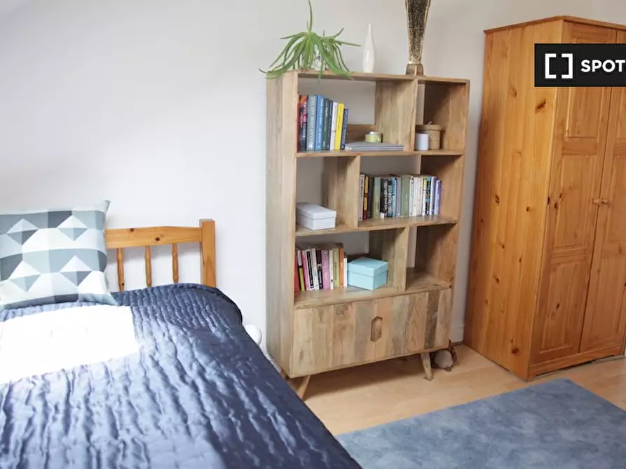 Immagine 3 di Camera condivisa in affitto  in Flat 3, 168 Knight's Hill, West Norwood, London a Lambeth