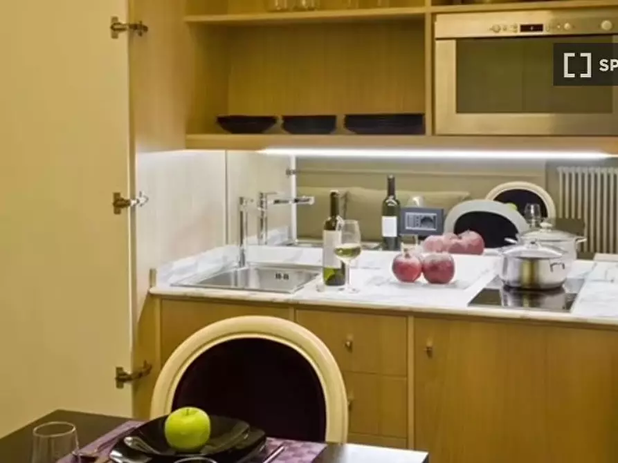 Immagine 3 di Camera condivisa in affitto  in Via dei Brunelleschi a Firenze