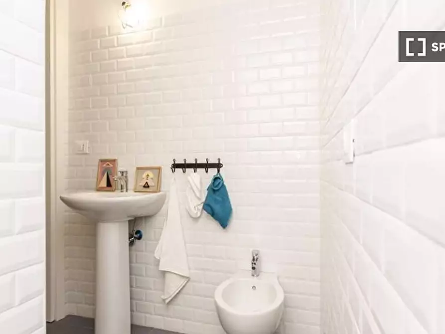 Immagine 19 di Camera condivisa in affitto  in Via San Fermo a Milano