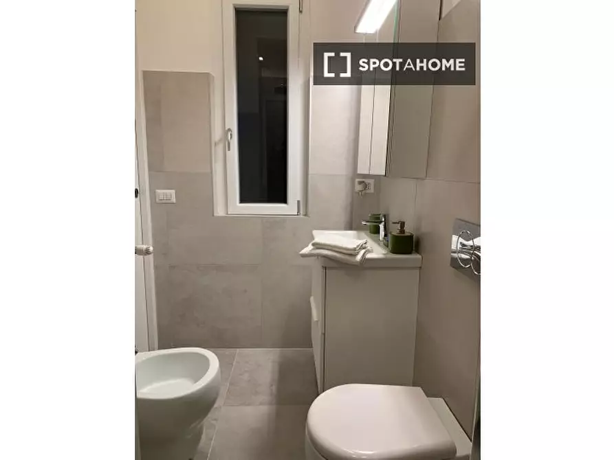 Immagine 5 di Ufficio in affitto  in Viale Cassala a Milano