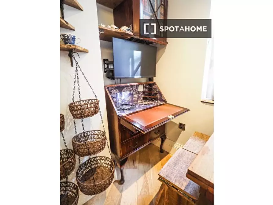 Immagine 4 di Appartamento in affitto  in Regency St a 