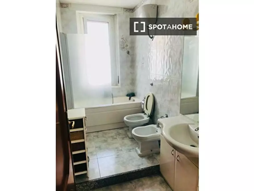 Immagine 5 di Camera condivisa in affitto  in Via Giovanni Battista Pergolesi a Cagliari