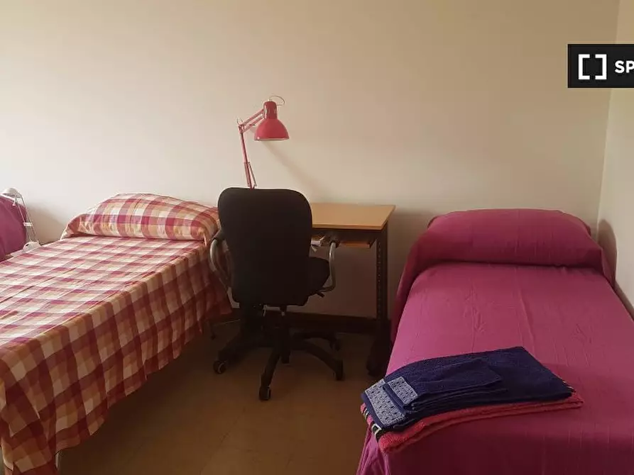 Immagine 2 di Camera condivisa in affitto  in Via Franzela a Padova