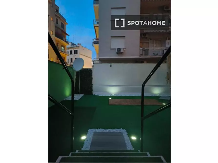 Immagine 4 di Appartamento in affitto  in Via Tuscolana a Roma