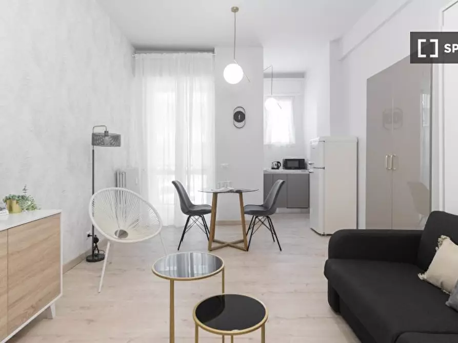 Immagine 14 di Appartamento in affitto  in Via Vincenzo Gioberti a Sesto San Giovanni