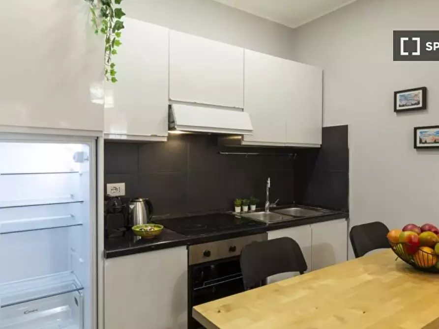 Immagine 11 di Appartamento in affitto  in Via Tavazzano a Milano