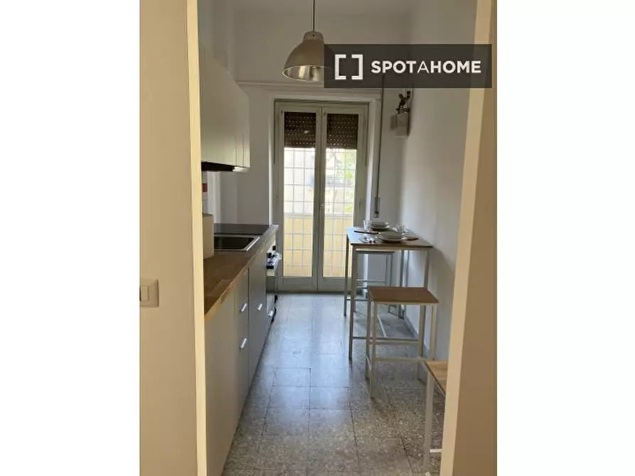 Immagine 2 di Ufficio in affitto  in Via Montecristo a Roma