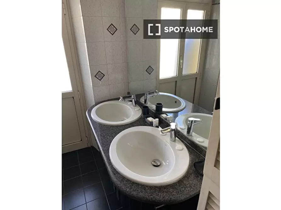 Immagine 13 di Ufficio in affitto  in Via Bixio a Roma