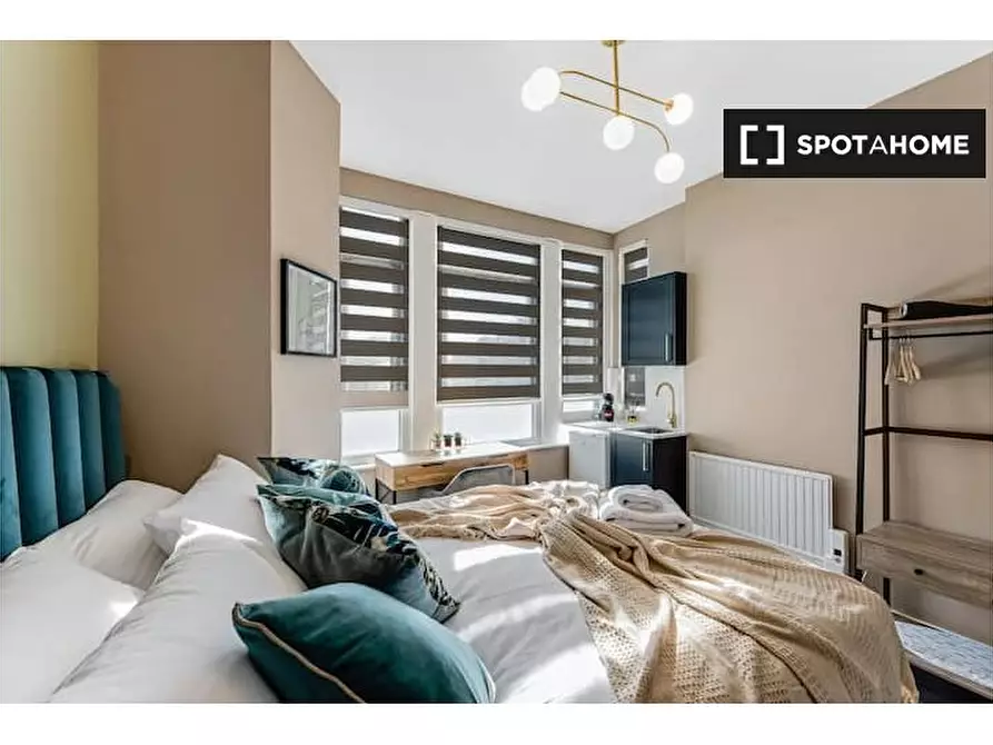 Immagine 8 di Ufficio in affitto  in High Rd a Tottenham