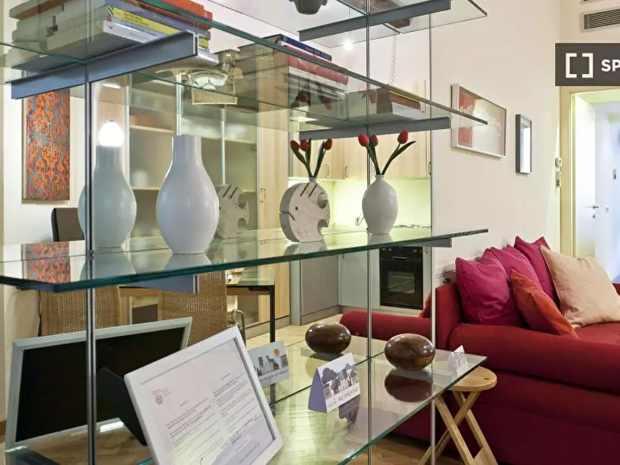 Immagine 17 di Appartamento in affitto  in Via Fiori Chiari a Milano