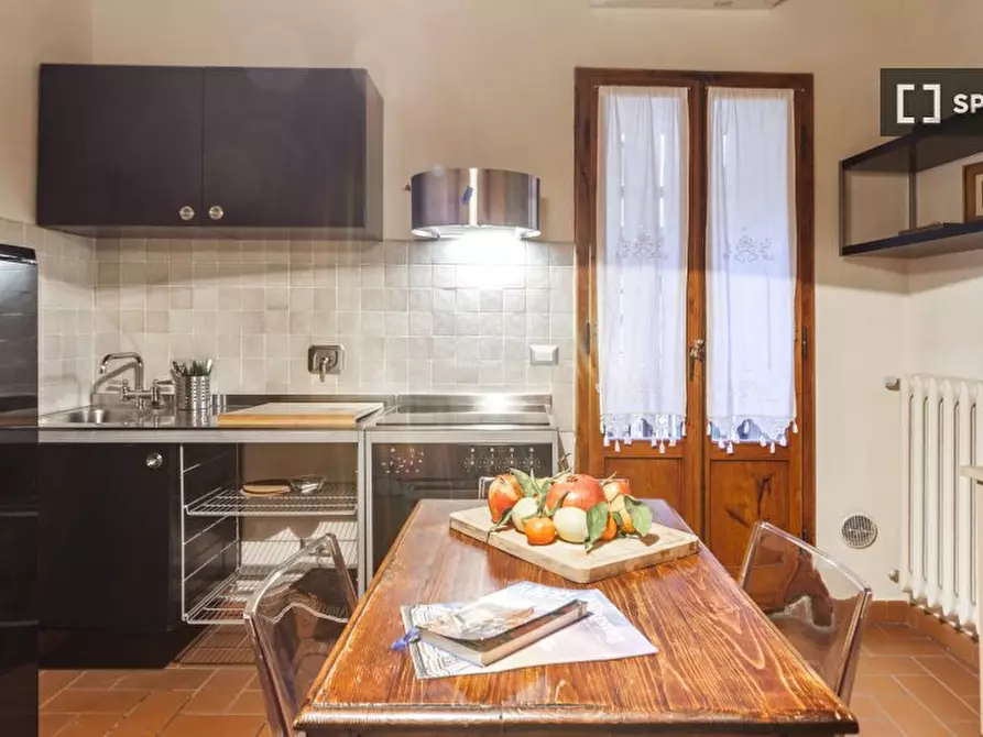 Immagine 9 di Appartamento in affitto  in Via Dante Alighieri a Firenze