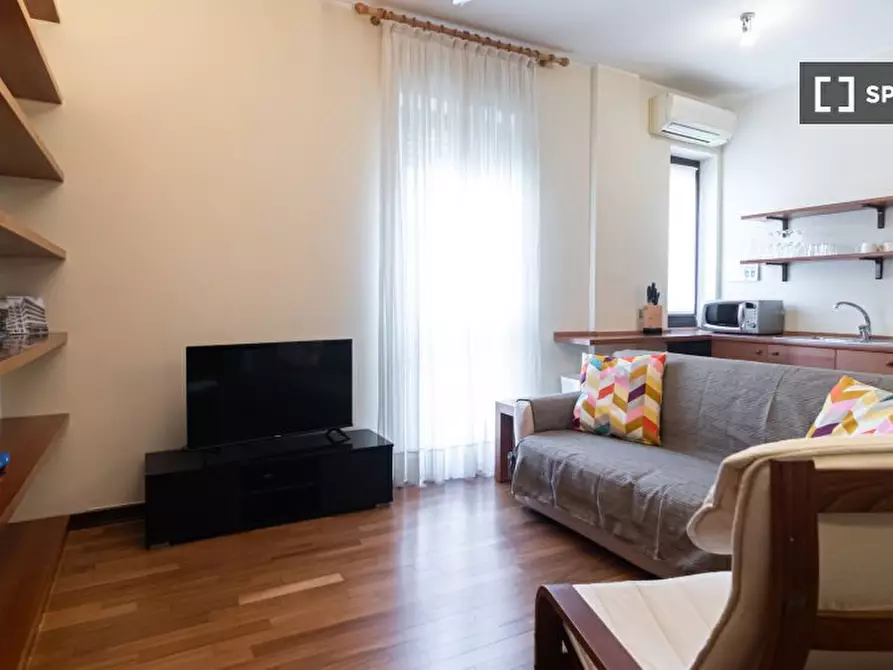 Immagine 7 di Ufficio in affitto  in Via Domodossola a Milano