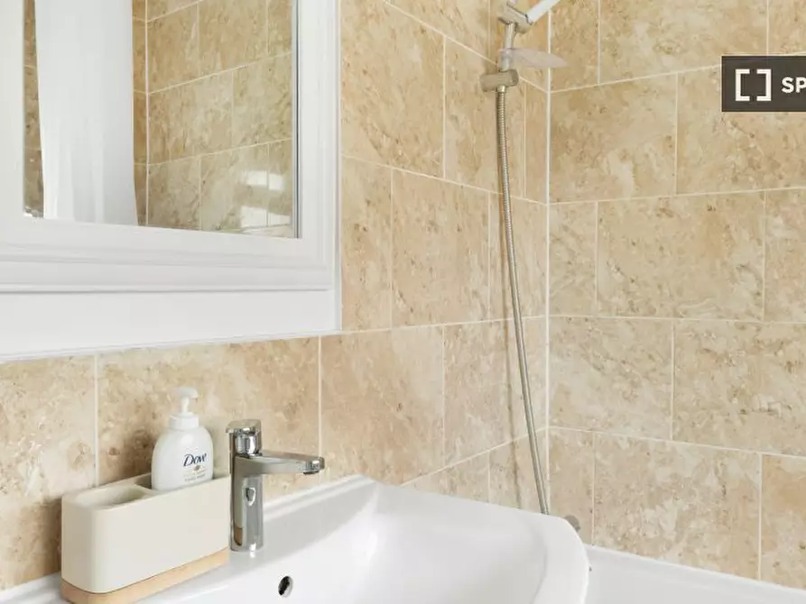 Immagine 7 di Appartamento in affitto  in Harwill Cres a 