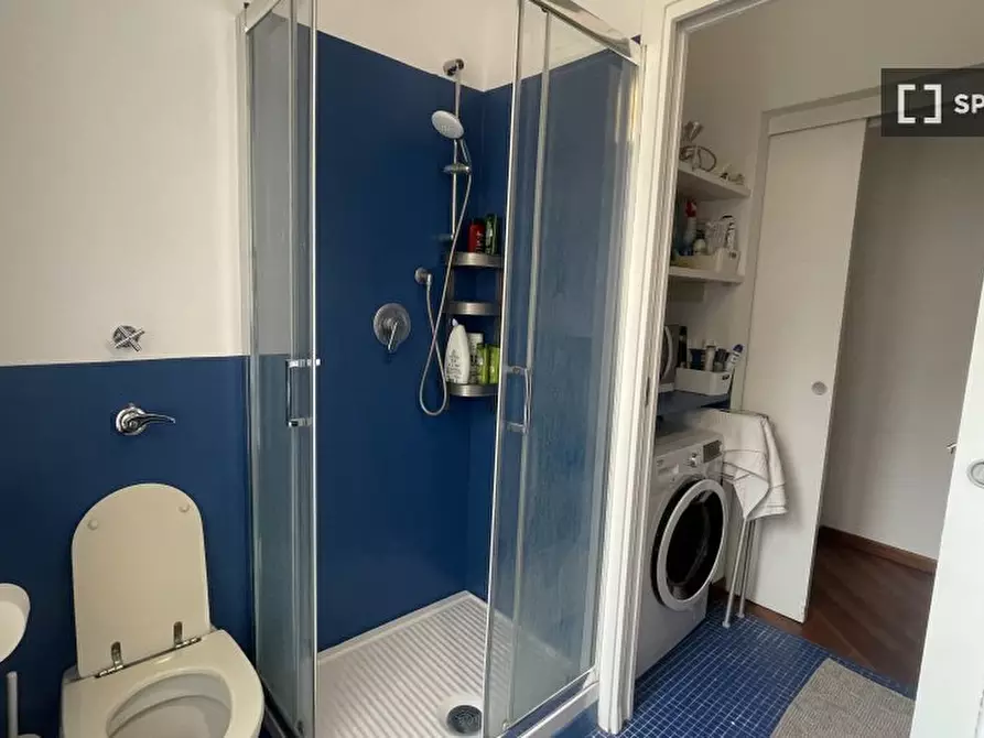 Immagine 10 di Camera condivisa in affitto  in Via della Guastalla a Milano