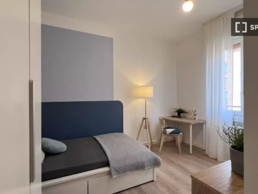 Immagine 10 di Camera condivisa in affitto  in Leandro Alberti a Bologna