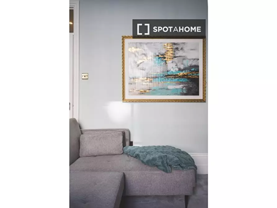 Immagine 6 di Appartamento in affitto  in flat a 