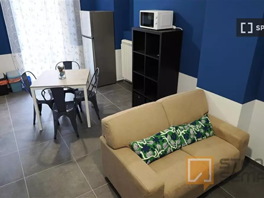 Immagine 5 di Camera condivisa in affitto  in Corso Peschiera a Torino