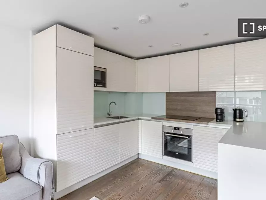 Immagine 8 di Appartamento in affitto  in Central St a Islington