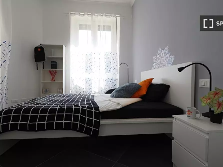 Immagine 2 di Camera condivisa in affitto  in Corso Peschiera a Torino