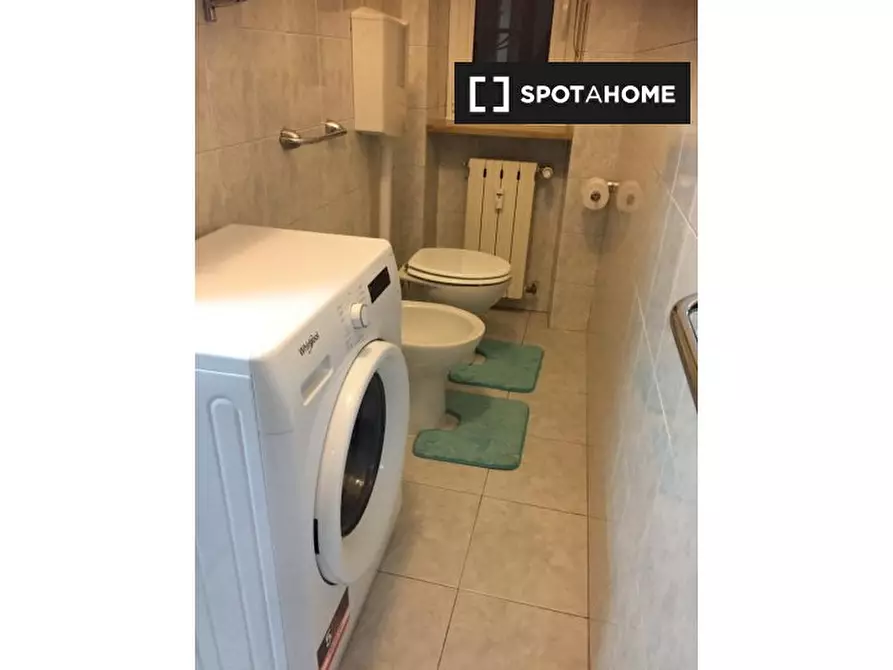 Immagine 4 di Appartamento in affitto  in Via Raffaele Cadorna a Torino