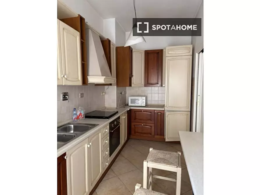 Immagine 2 di Appartamento in affitto  in Via Cupa a Roma