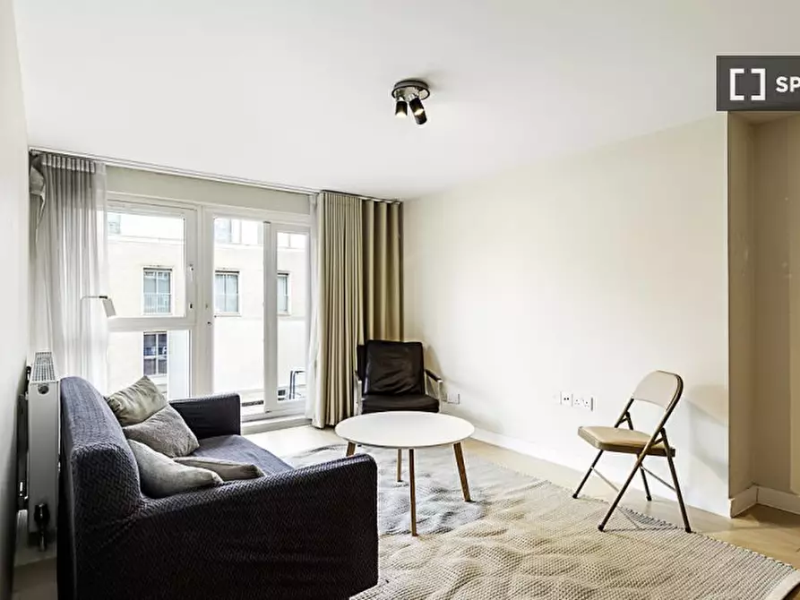 Immagine 6 di Appartamento in affitto  in Flat a 