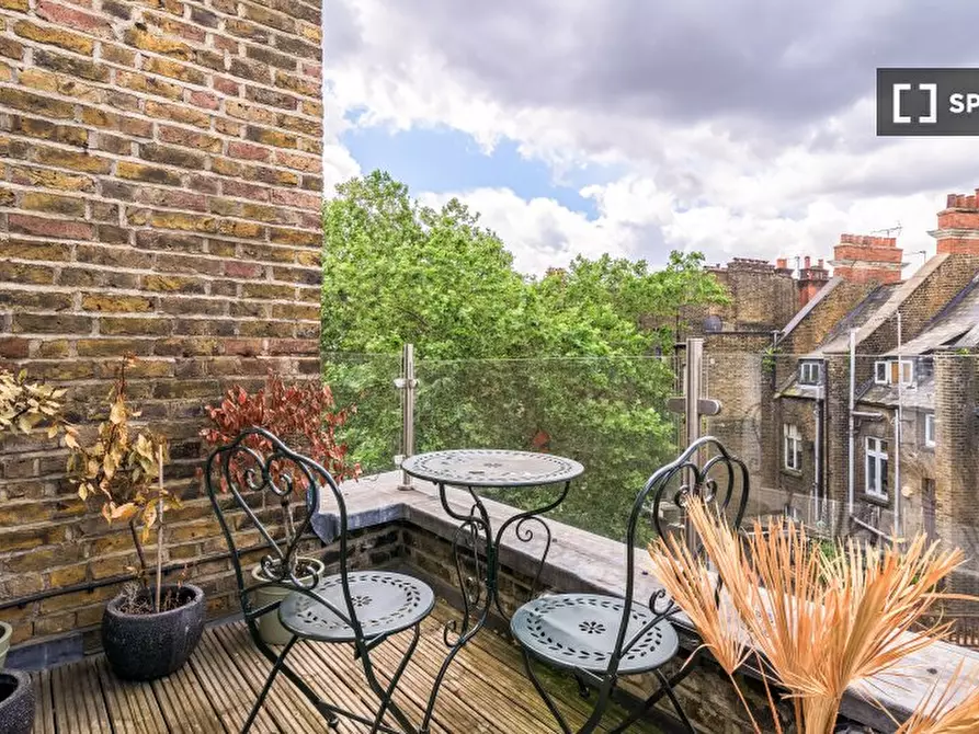Immagine 14 di Appartamento in affitto  in Bakers Psge a Camden Town