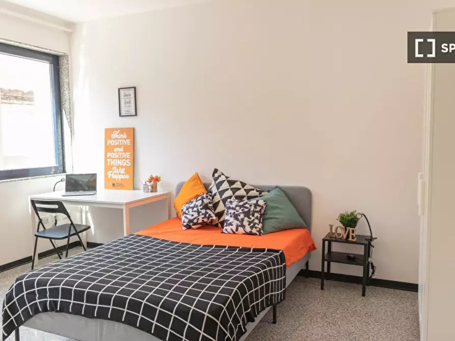 Immagine 2 di Camera condivisa in affitto  in Via Dante a Cagliari