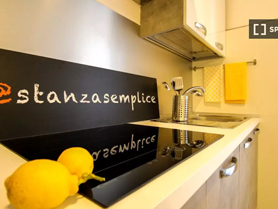 Immagine 11 di Camera condivisa in affitto  in EuropaC a Brescia