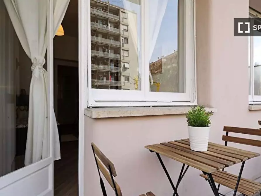 Immagine 7 di Camera condivisa in affitto  in Via Antonino Lo Surdo a Roma